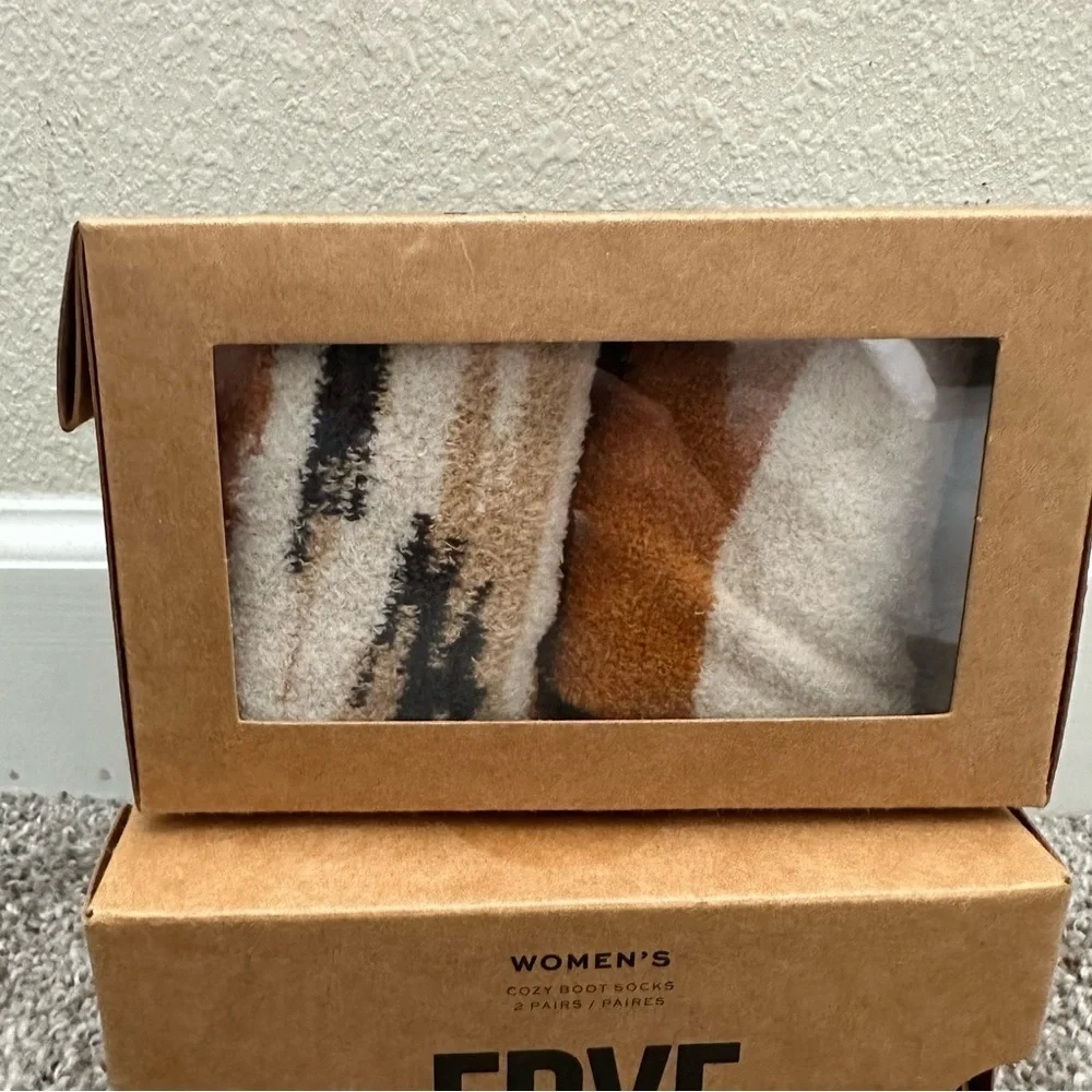 FRYE Women’s Cozy Boot Socks Shoe Size 5-10